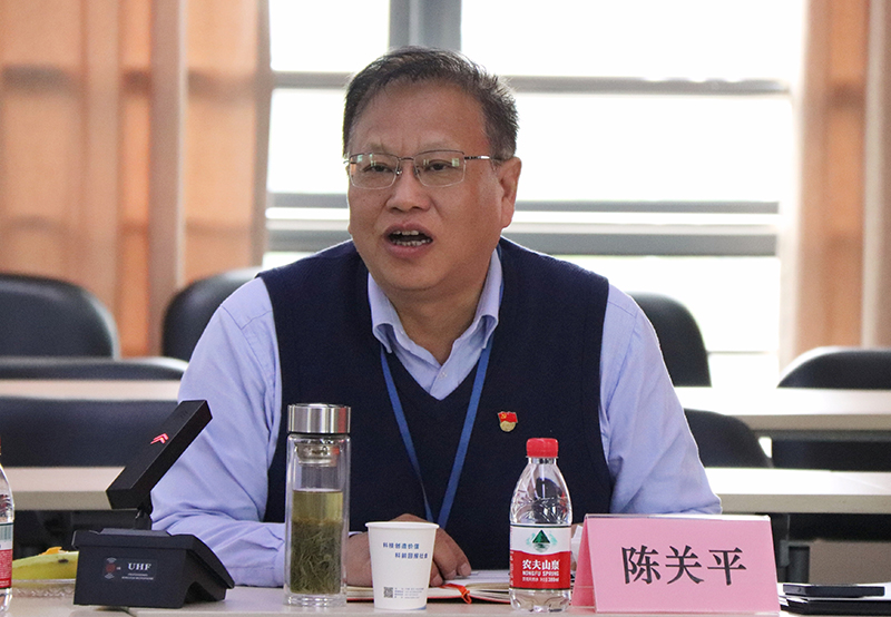 推女郎松果三点尽露视频