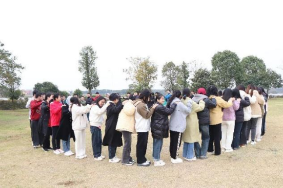 推女郎松果三点尽露视频