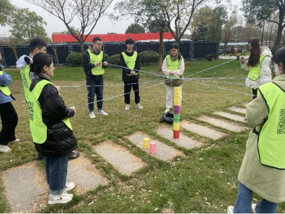 推女郎松果三点尽露视频